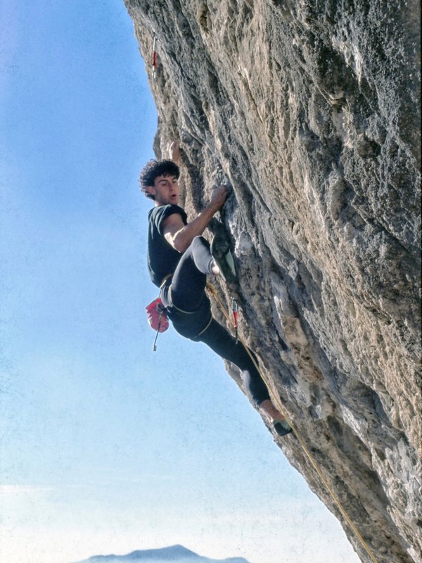 arrampicatore in parete