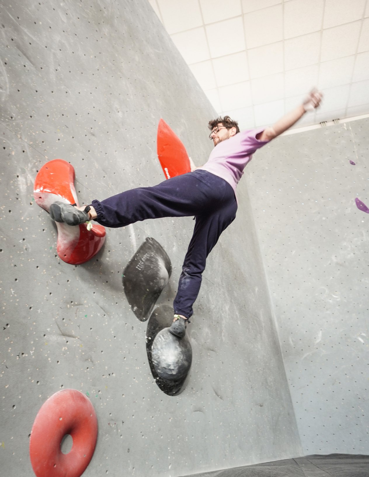 climber in palestra