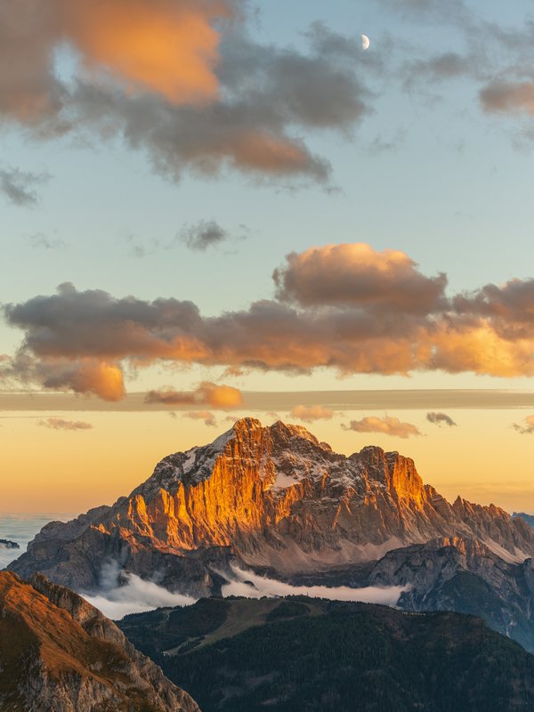 tramonto in montagna