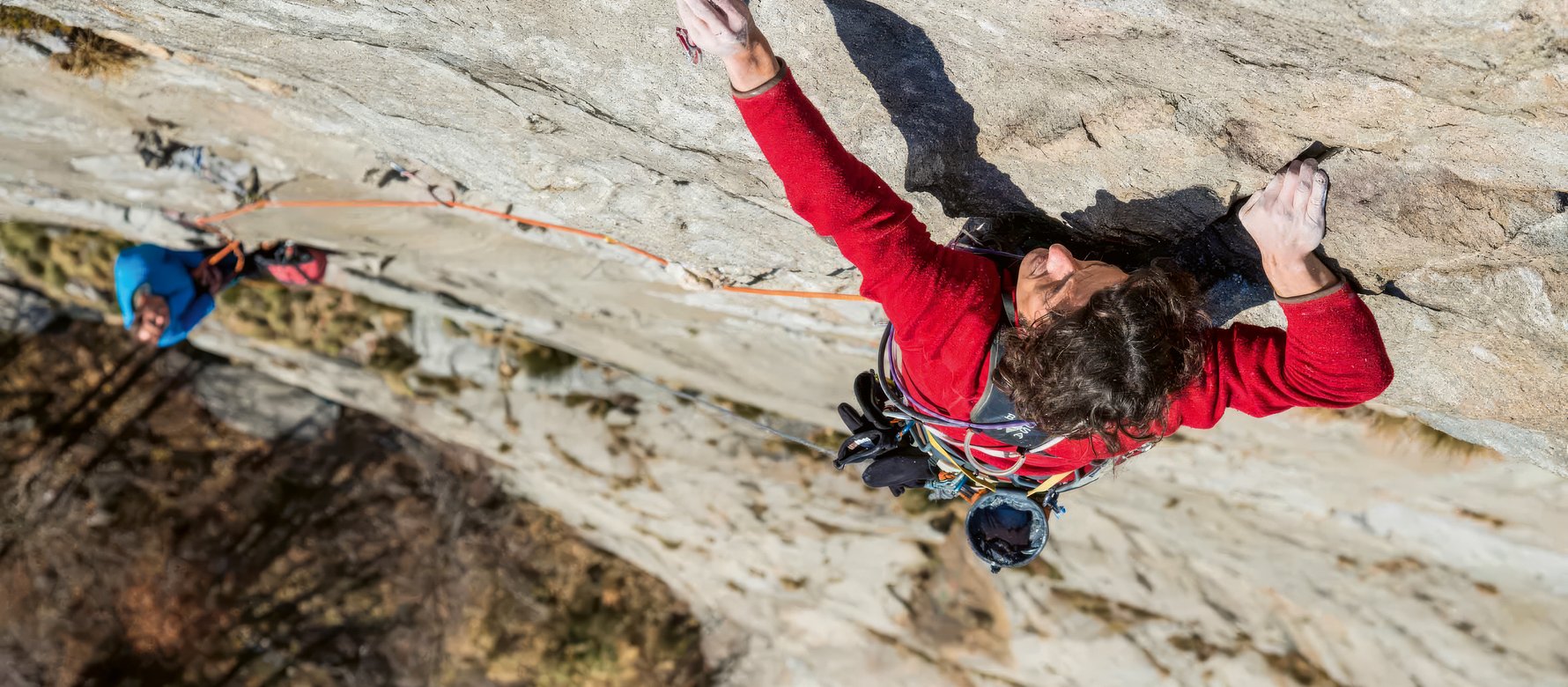 arrampicatore in parete
