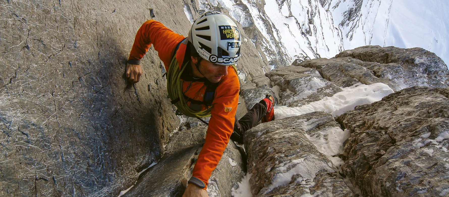 arrampicatore in parete