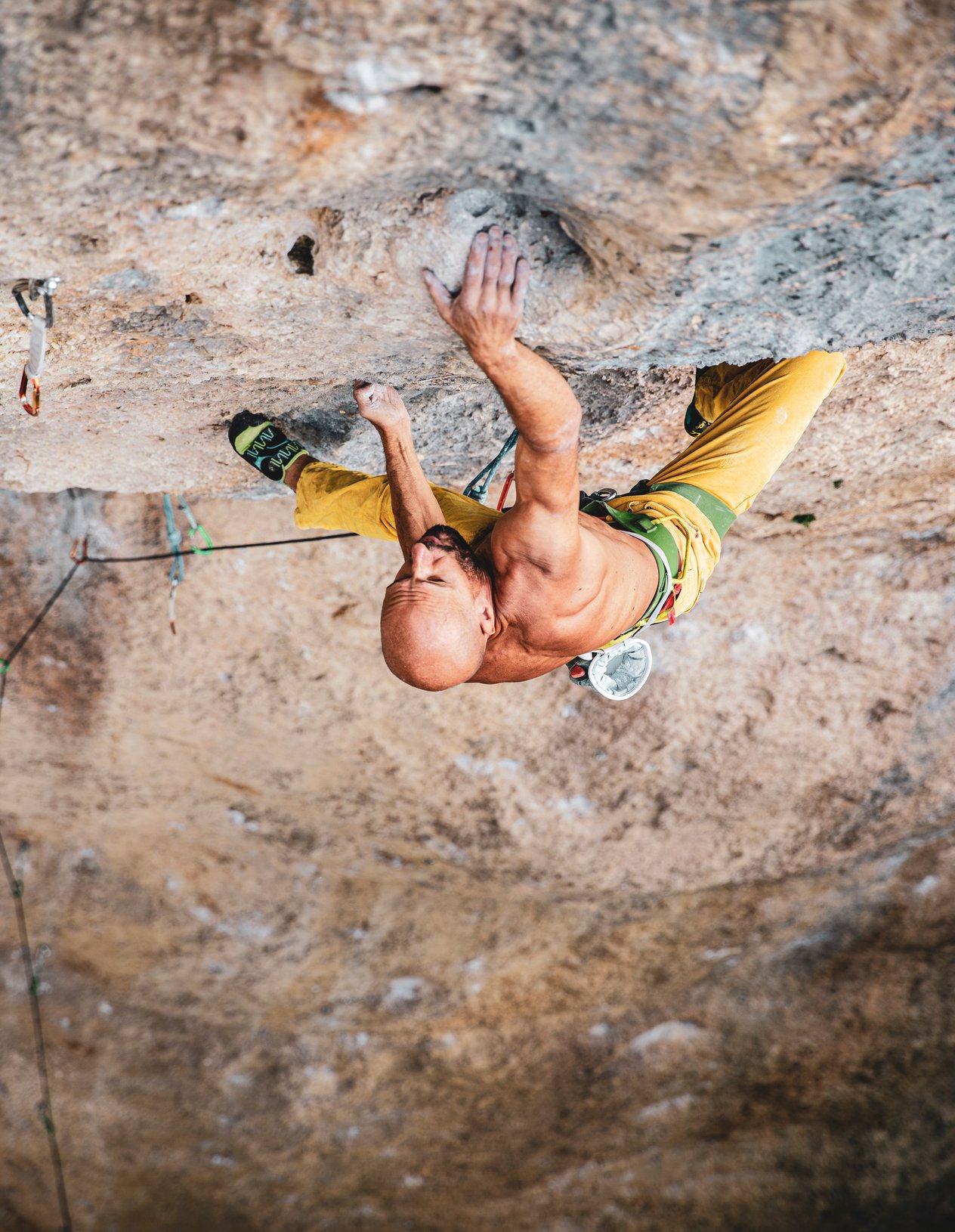 arrampicatore in parete