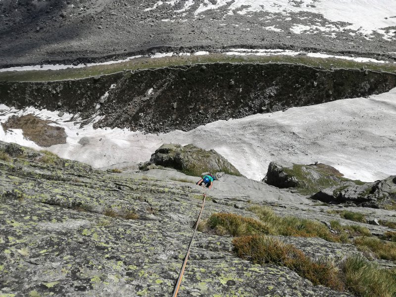 arrampicatrice in parete