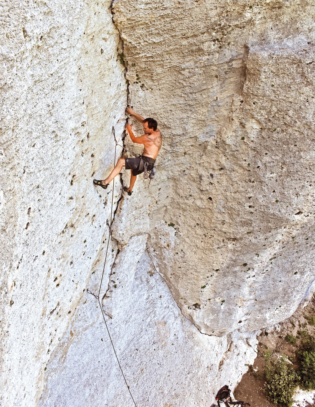 arrampicatore in parete
