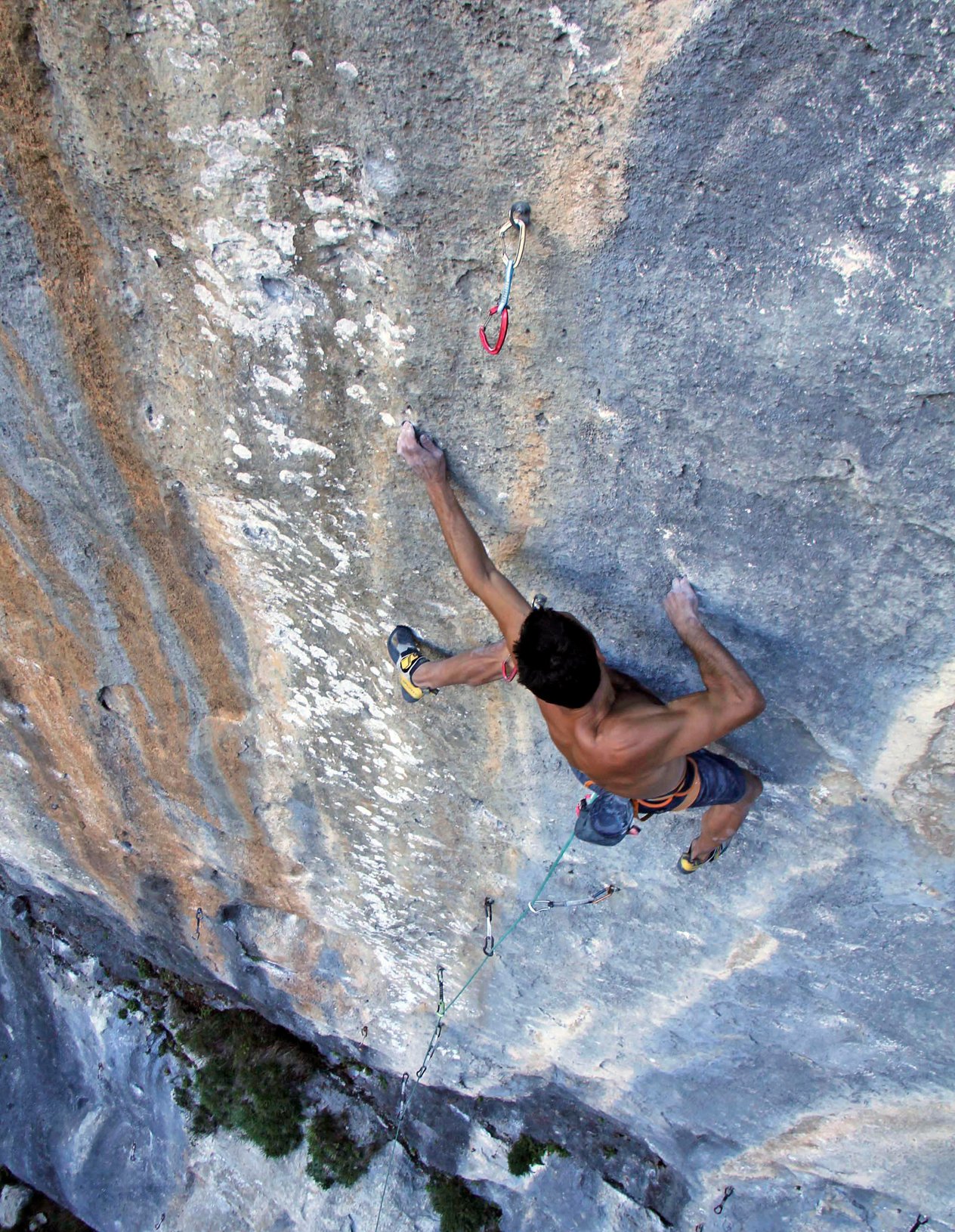 arrampicatore in parete