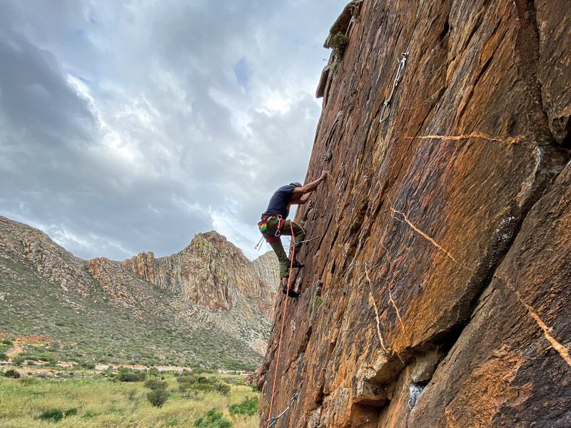 arrampicatore in parete