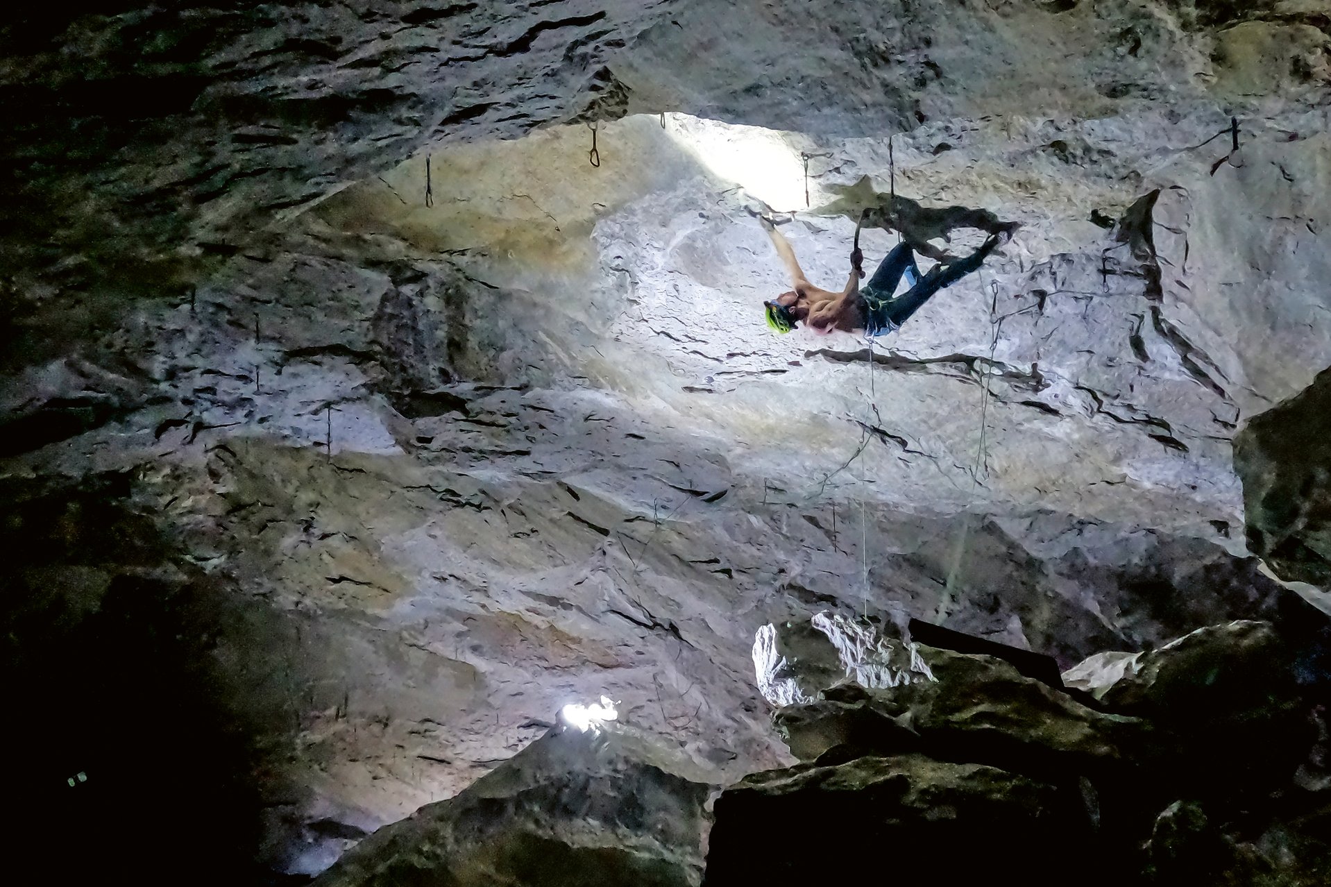Climber fa drytooling