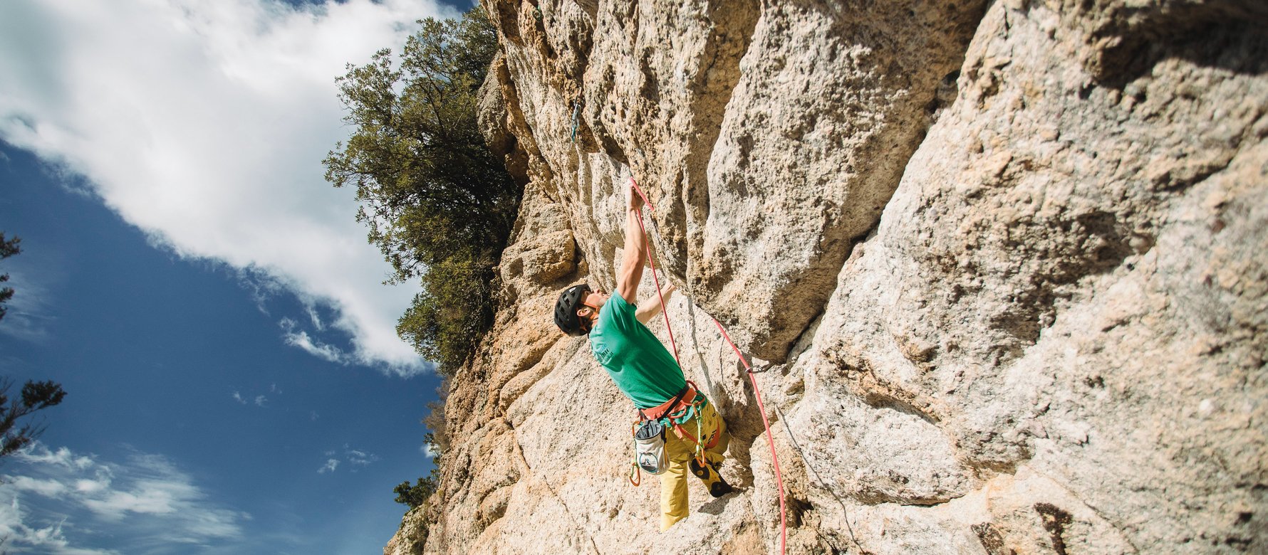 arrampicatore in parete