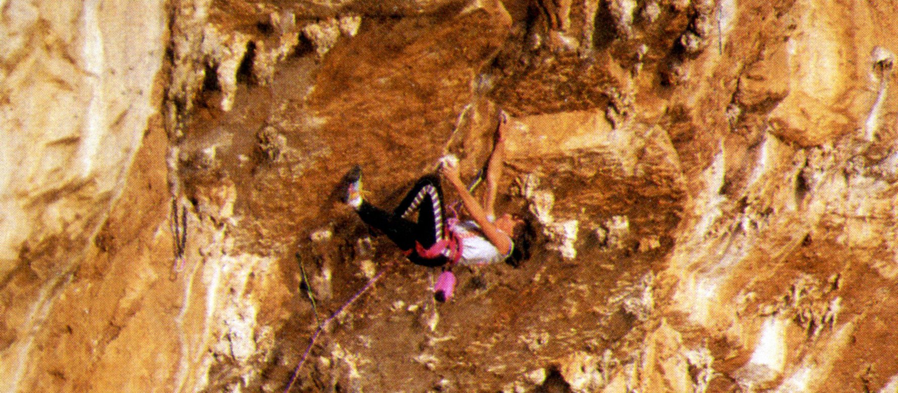 arrampicatore in parete