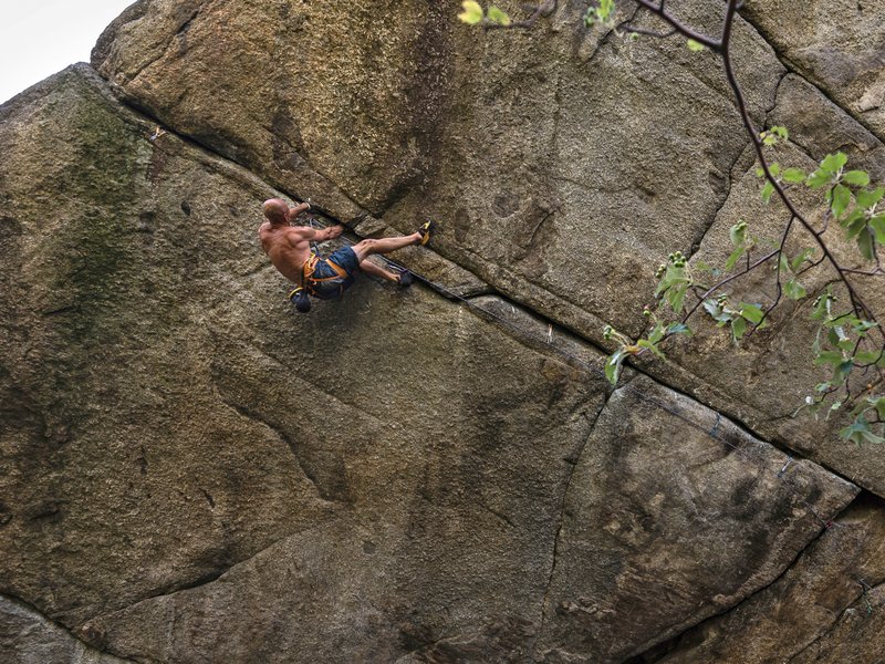 arrampicatore in parete