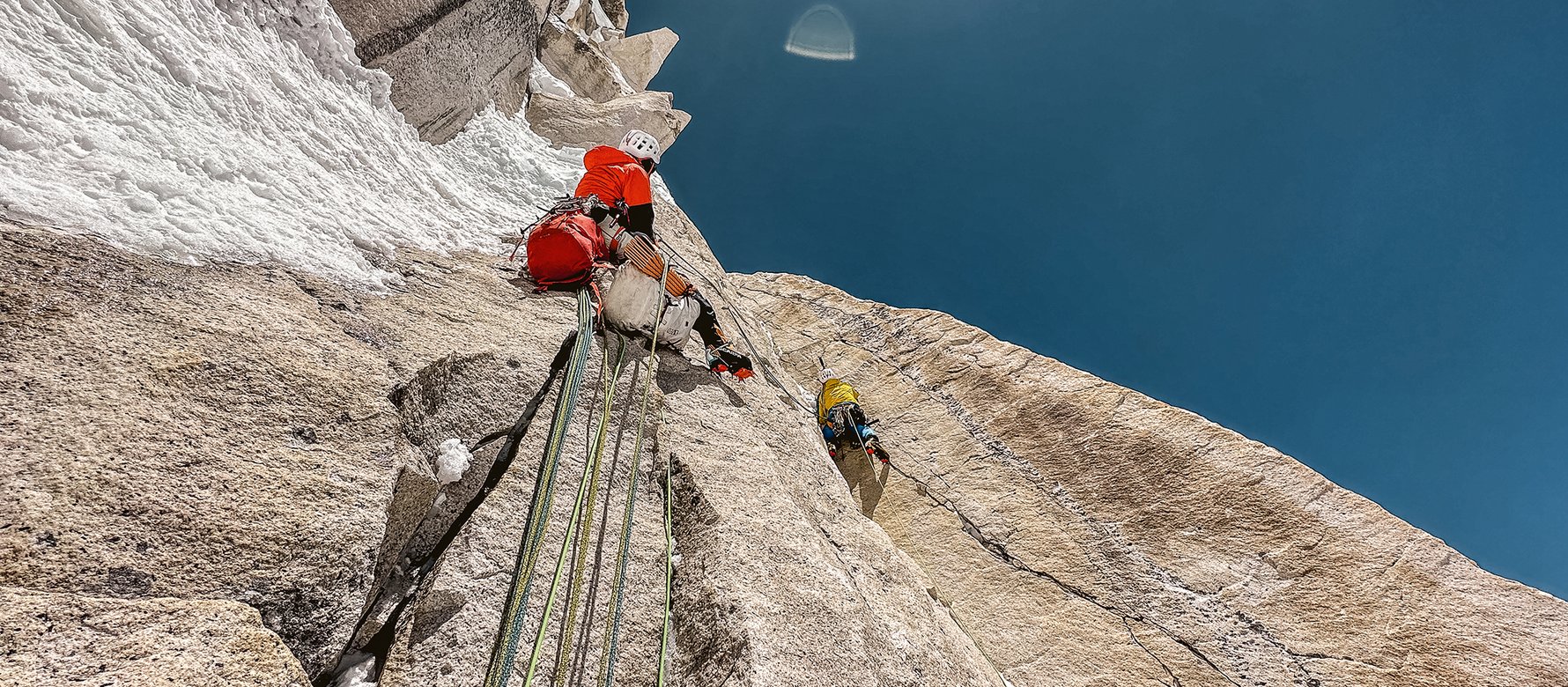 climers impegnati in parete