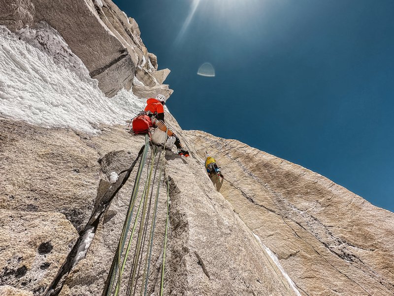 climers impegnati in parete