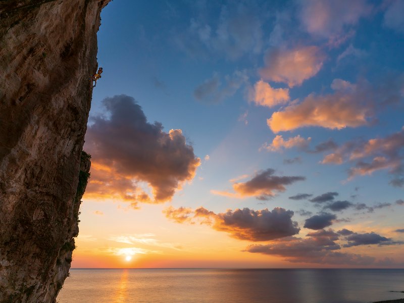 arrampicatore in parete