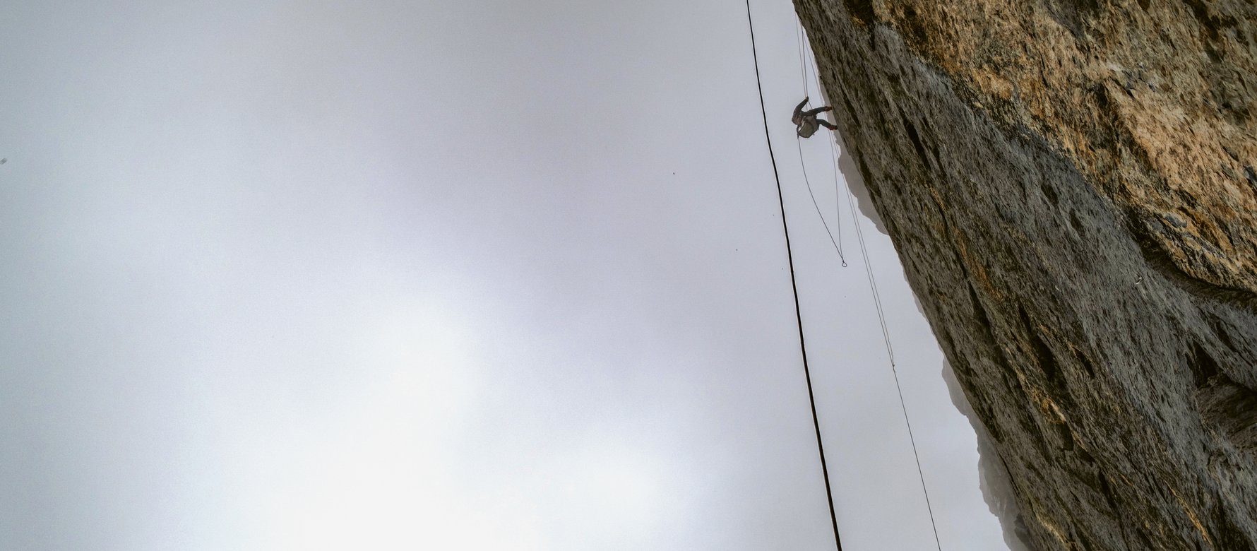 arrampicatore in parete