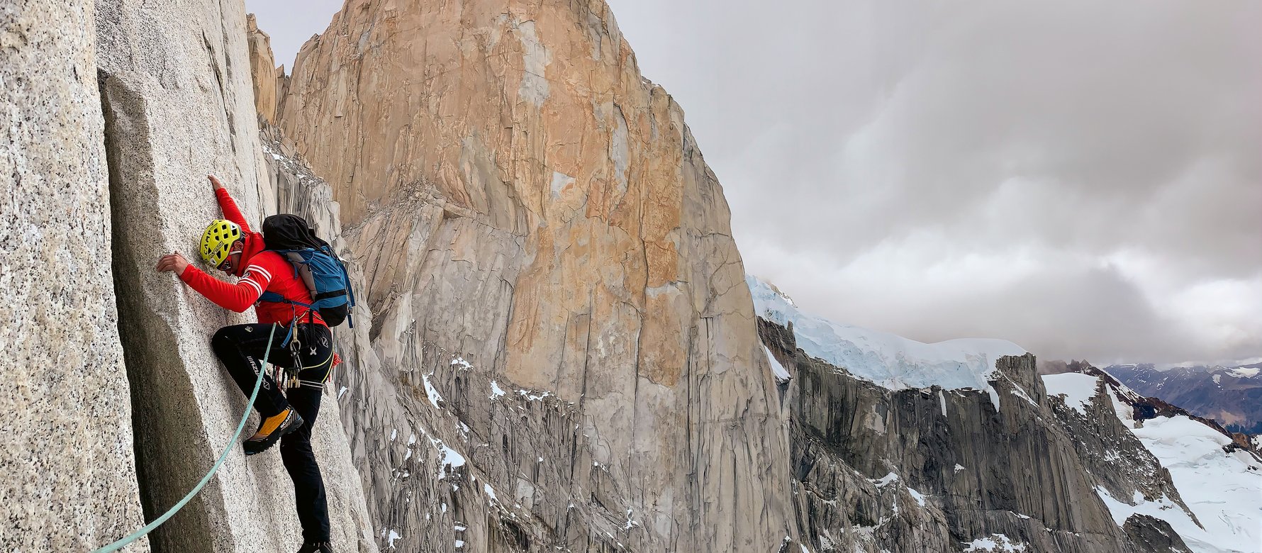 arrampicatore in parete
