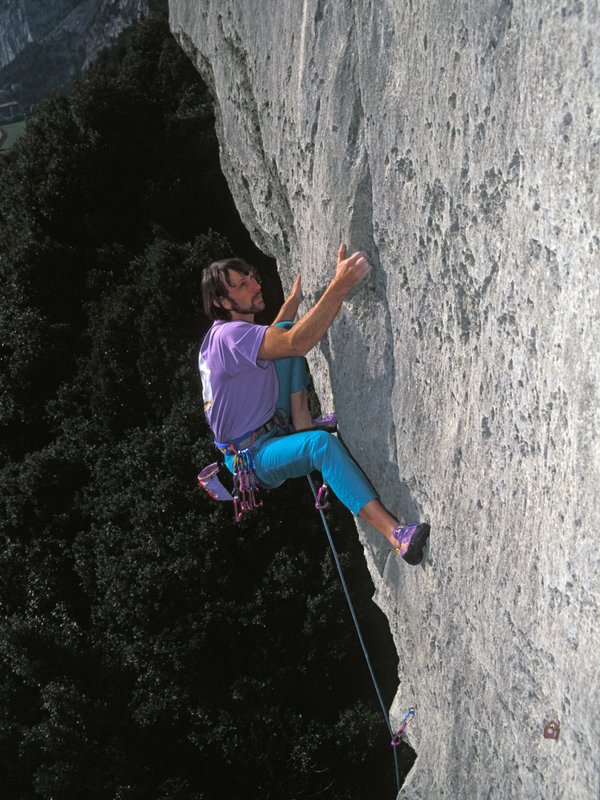 arrampicatore in parete