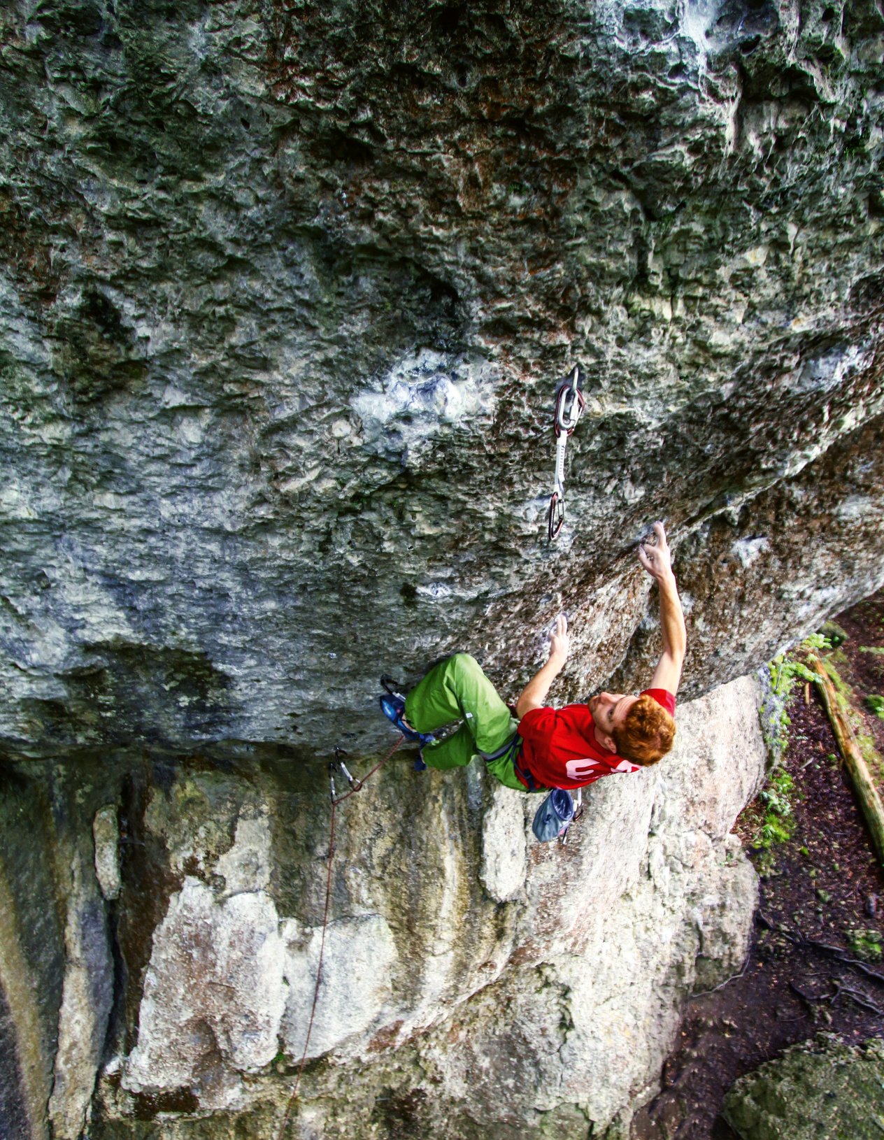 climber in falesia