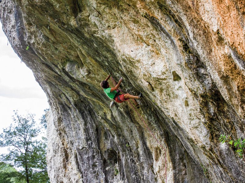 arrampicatore in parete