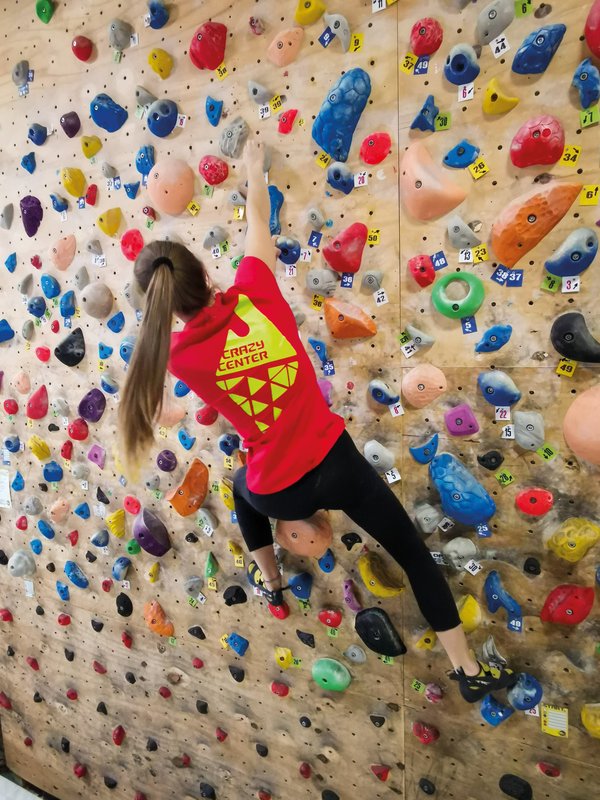 climber in palestra