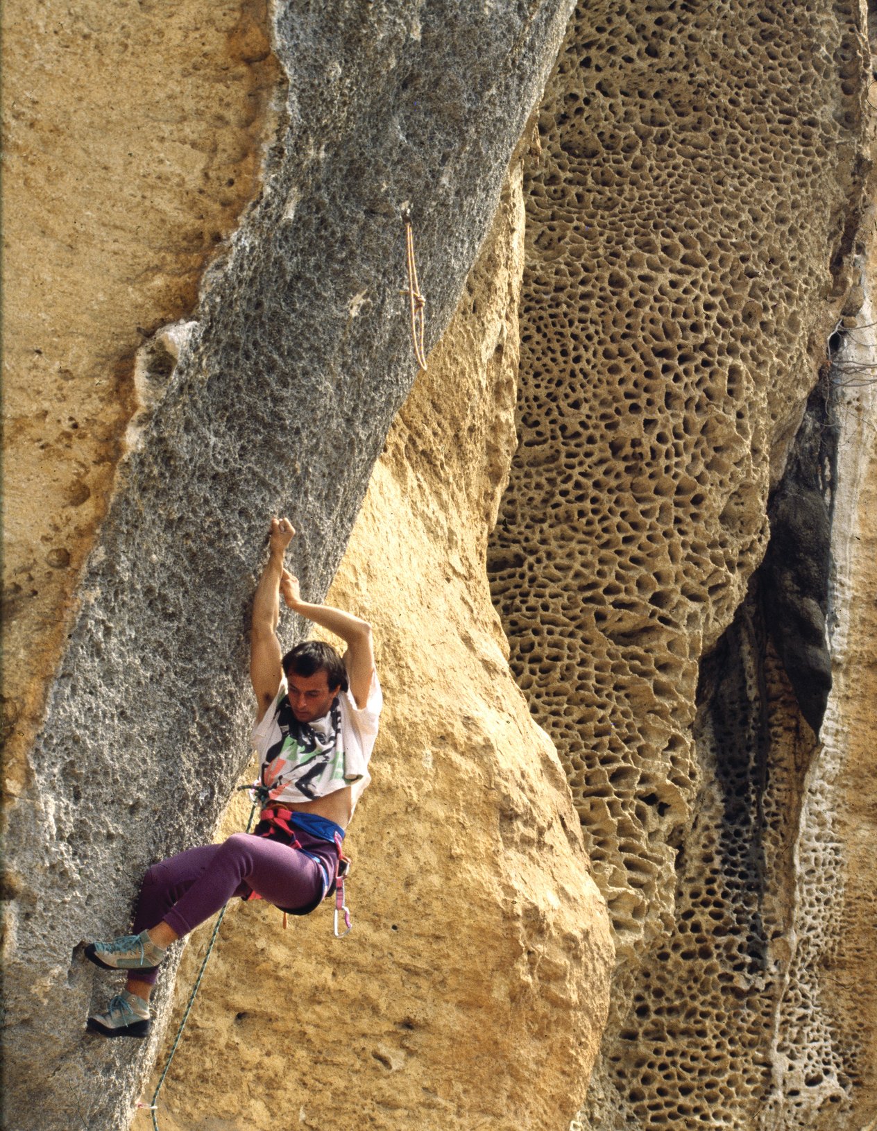 arrampicatore in parete