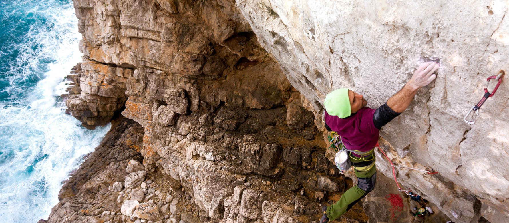 arrampicatore in parete