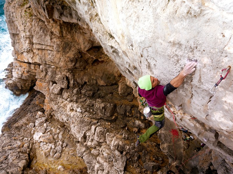 arrampicatore in parete