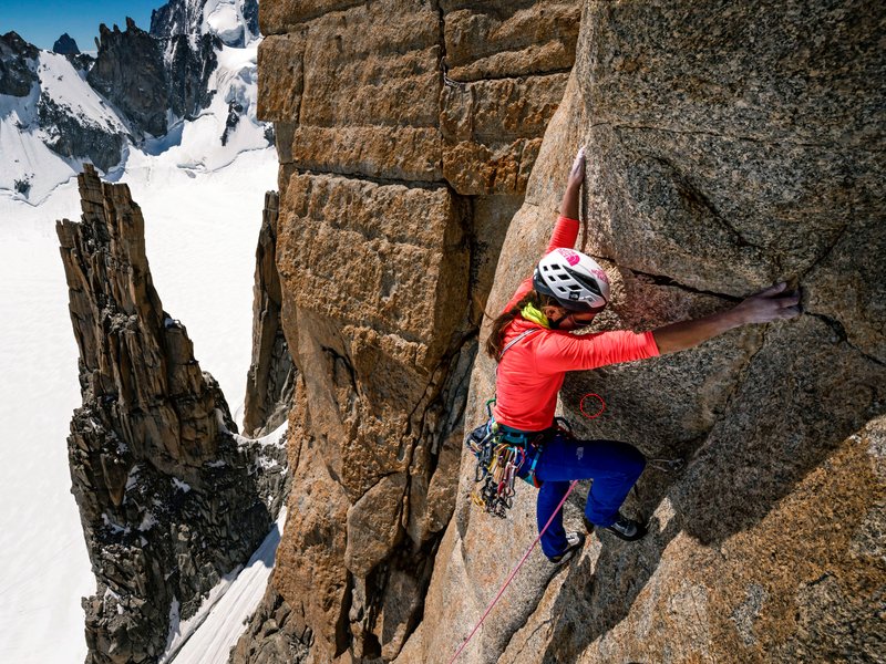 arrampicatore in parete