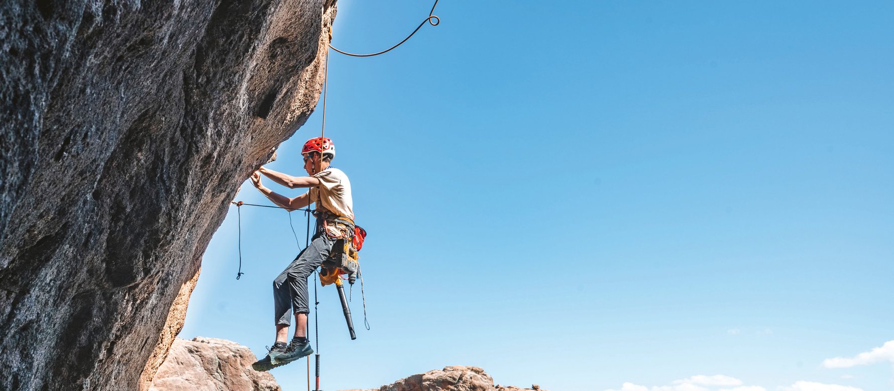 arrampicatore in parete