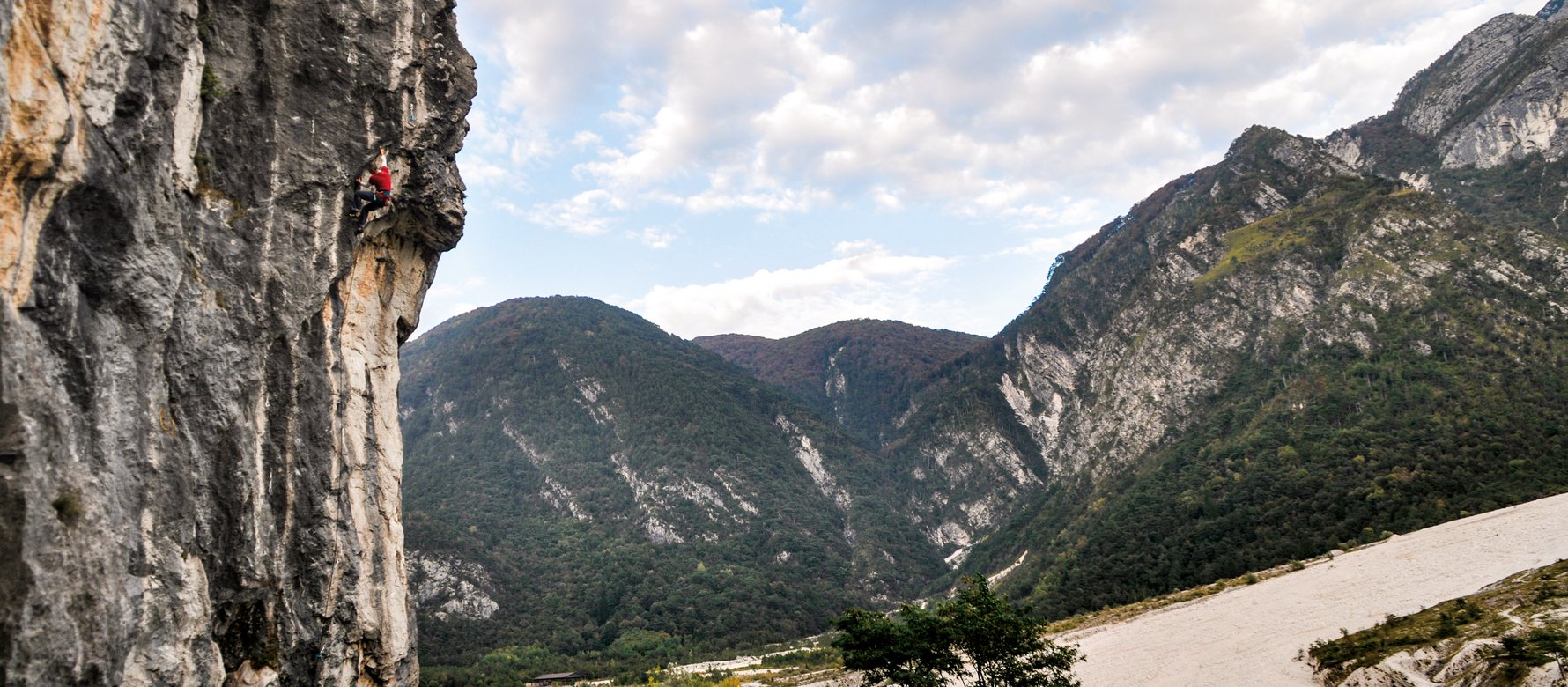 arrampicatore in parete