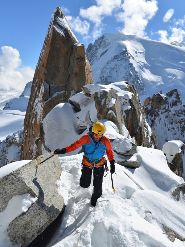 alpinista in azione