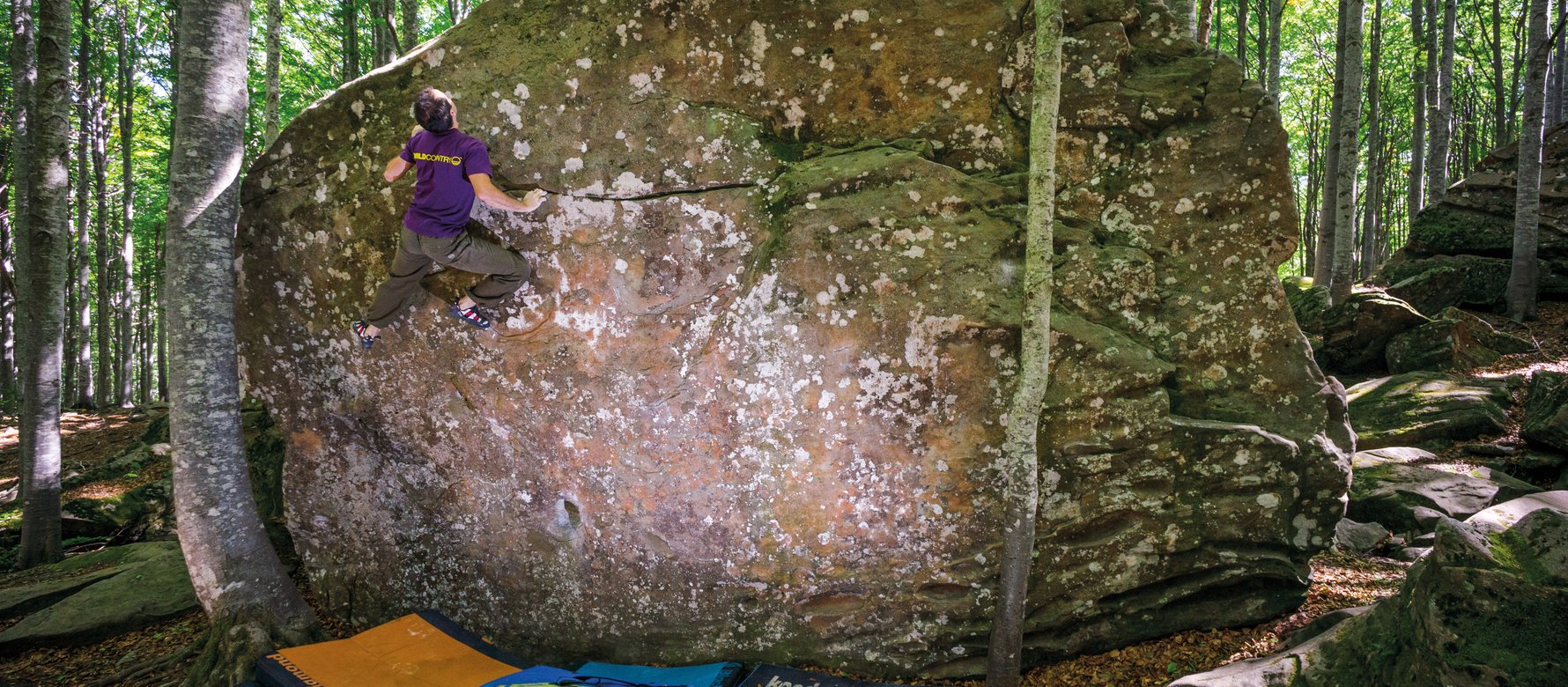 climber su boulder