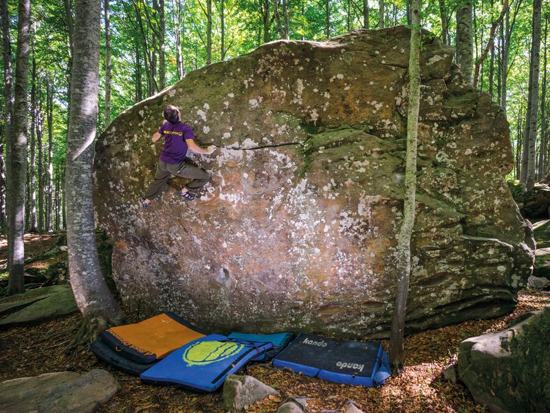 climber su boulder