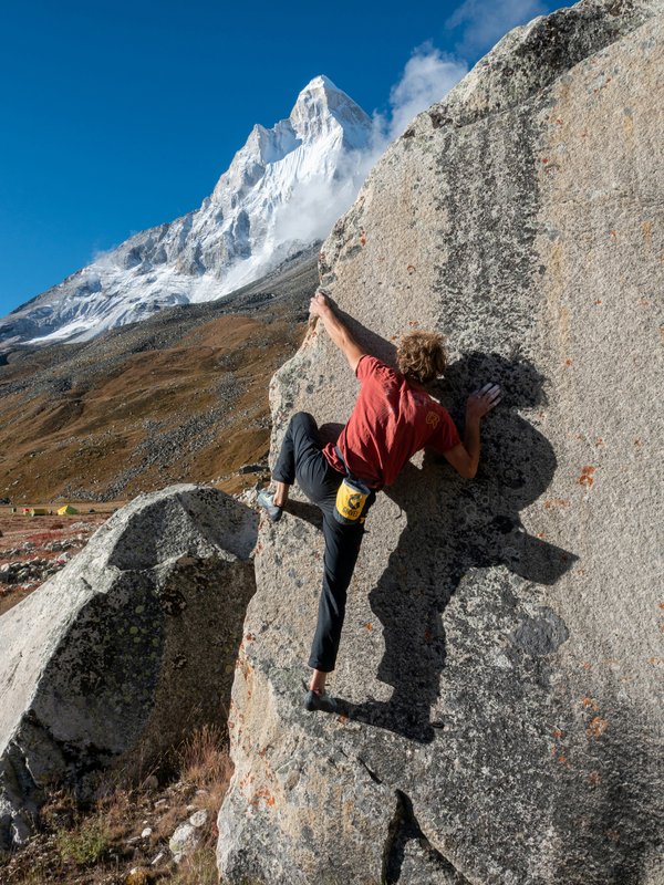 arrampicatore in parete