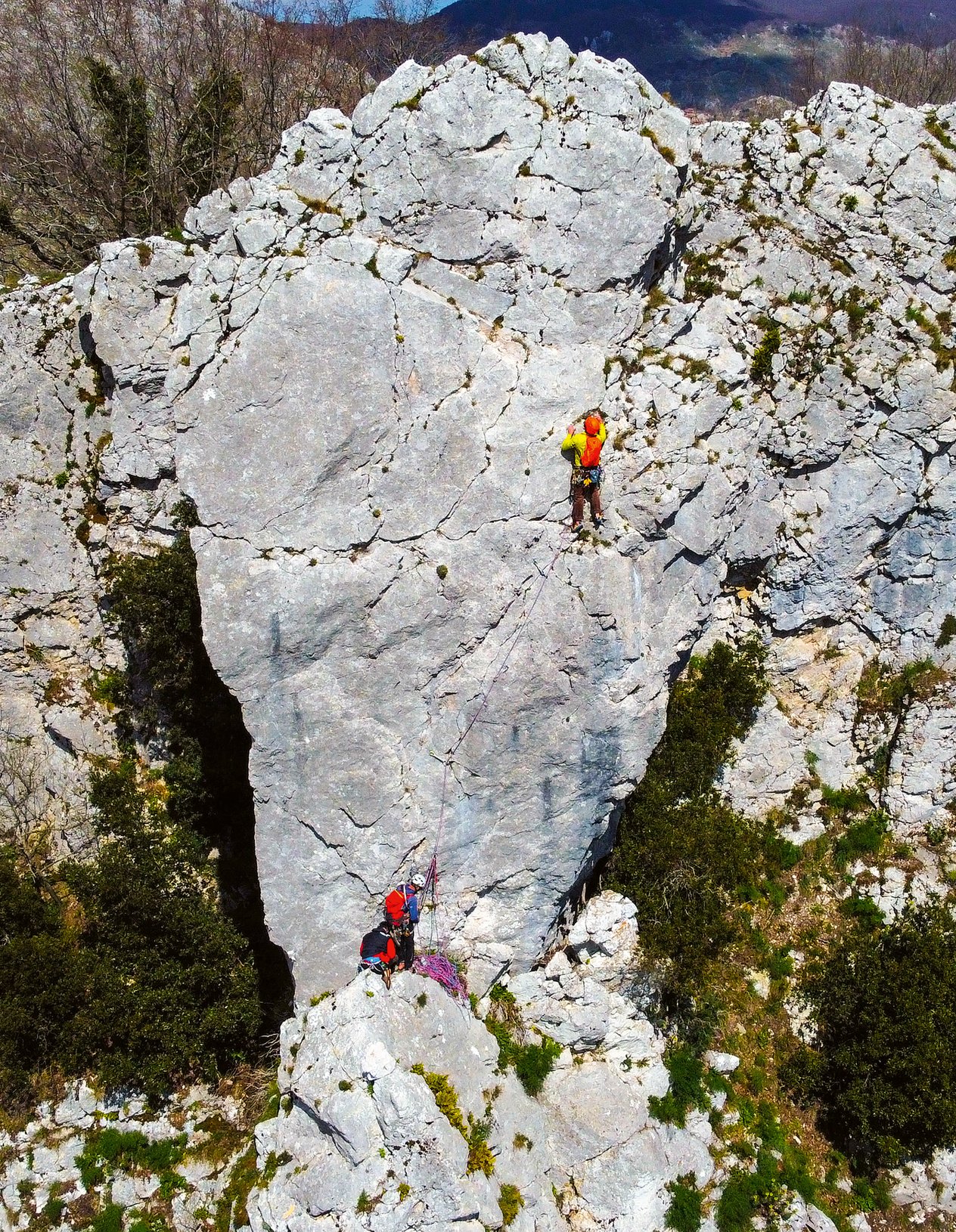 arrampicatore in parete