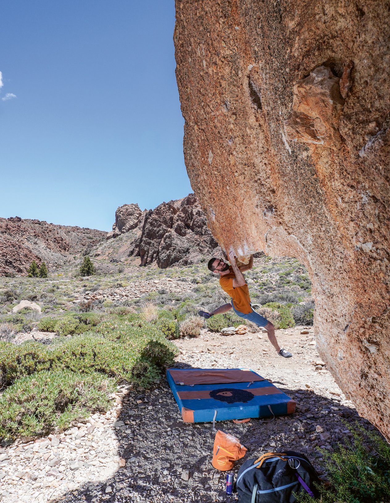 climber su boulder
