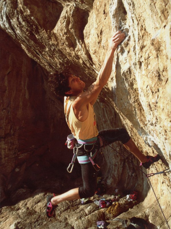 arrampicatore in parete