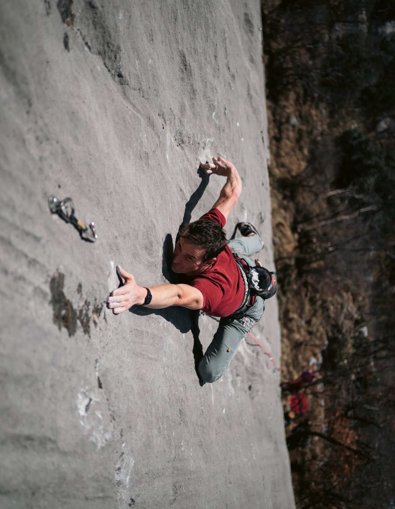 arrampicatore in parete