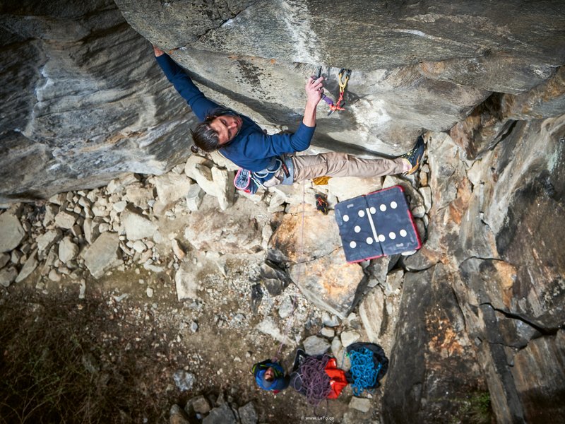 arrampicatore in parete