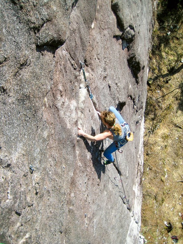 climber in falesia