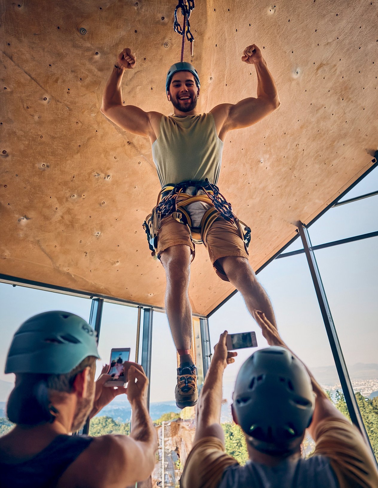 selfie climbing