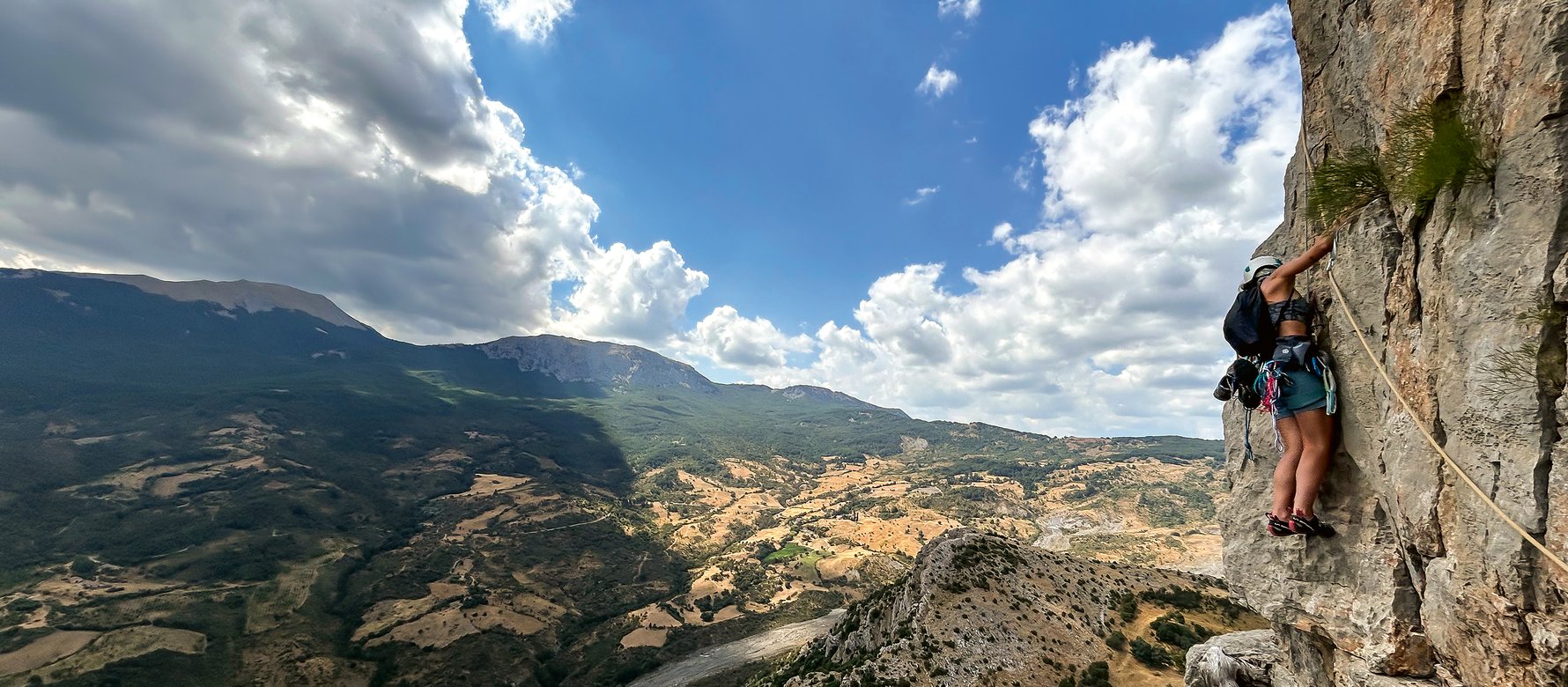 Le vie lunghe nel Parco Nazionale del Pollino. Storia, personaggi, numeri e curiosità