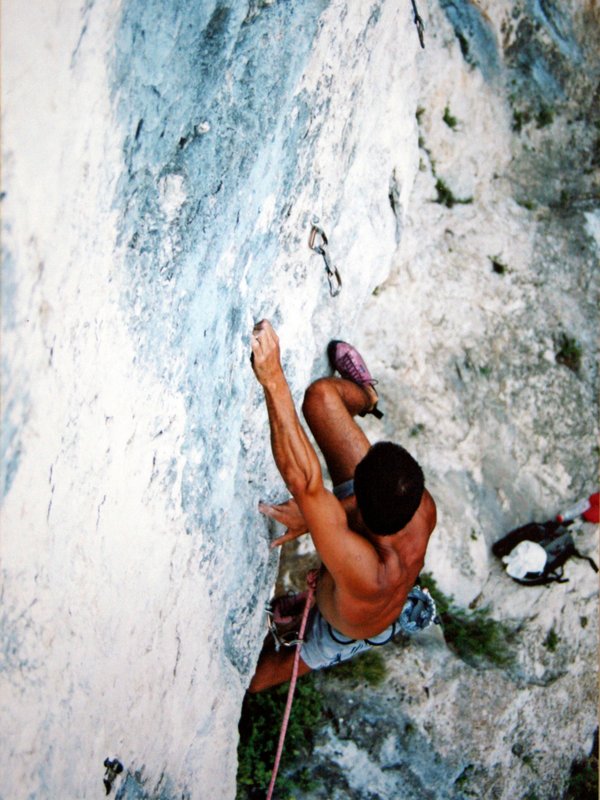 arrampicatore in parete