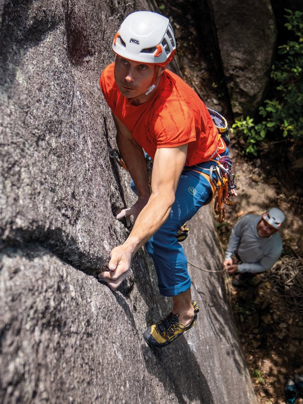arrampicatore in parete