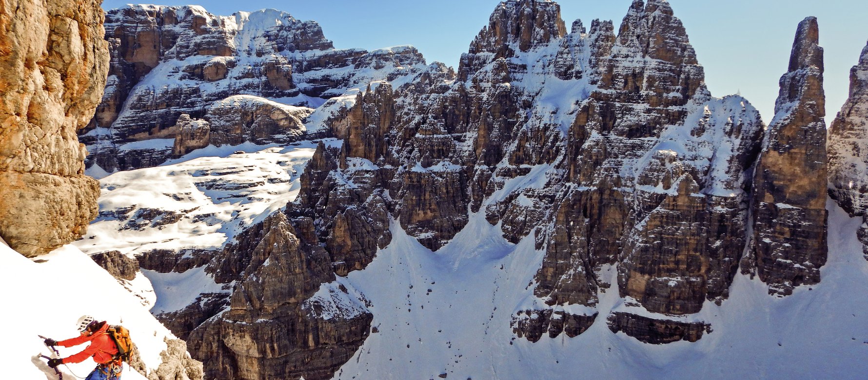 alpinista in azione