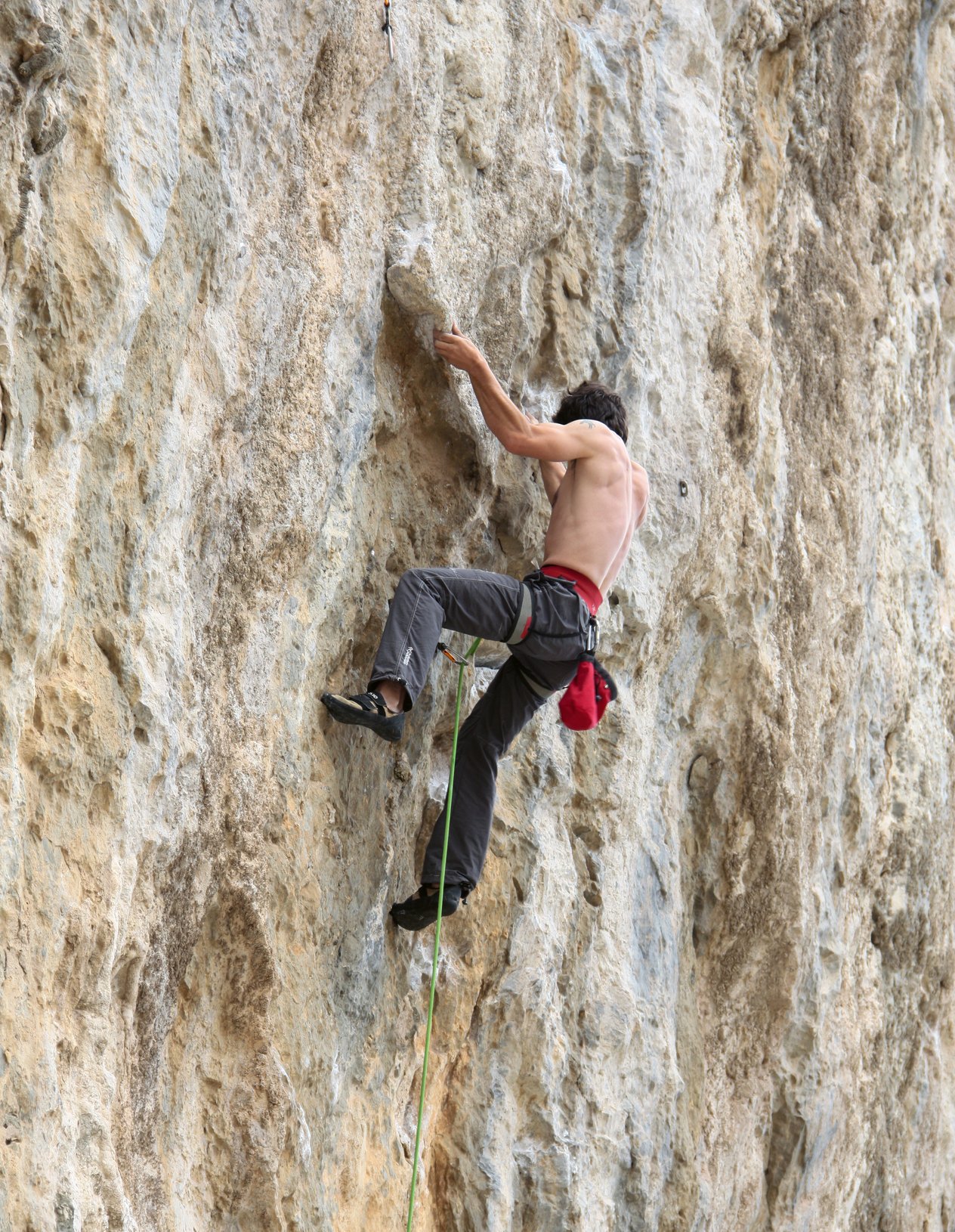 climber in falesia