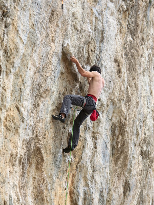 climber in falesia