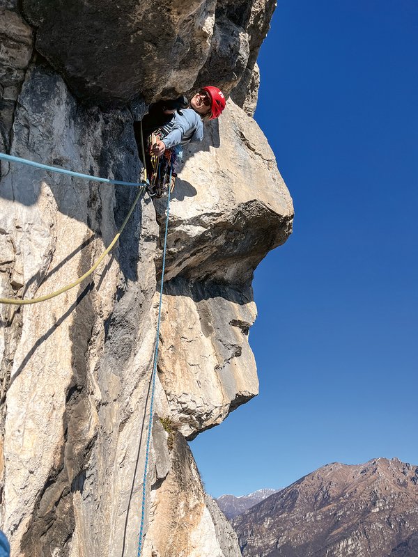 Climber in falesia