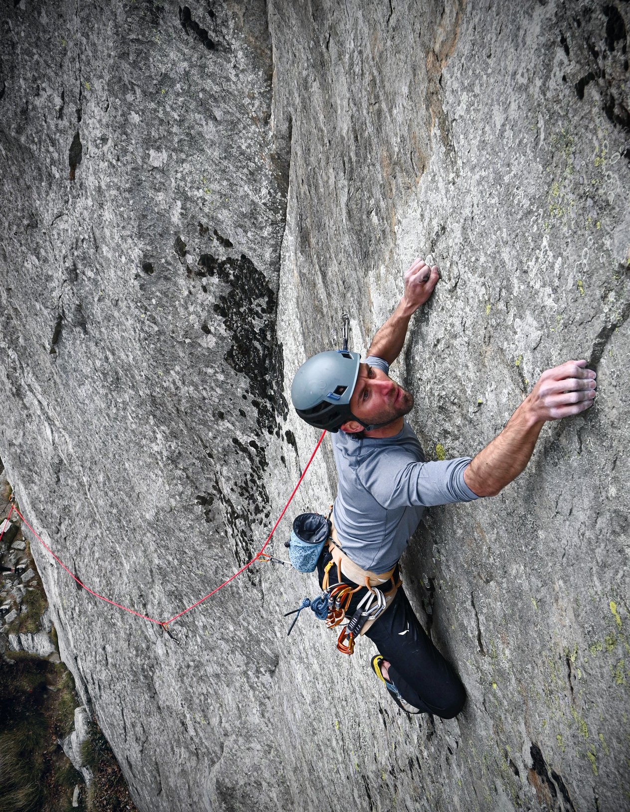 arrampicatore in parete