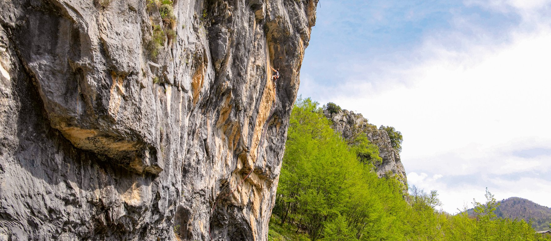 arrampicatore in parete