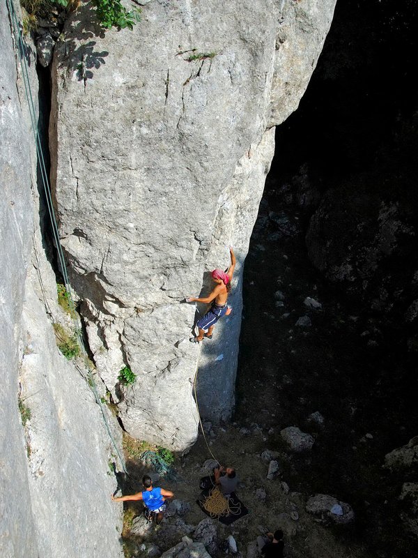arrampicatore in parete